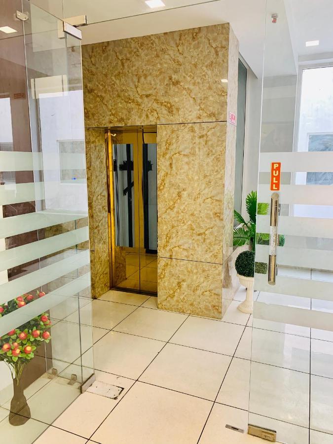 Amora Rooms Dwarka New Delhi Exterior photo
